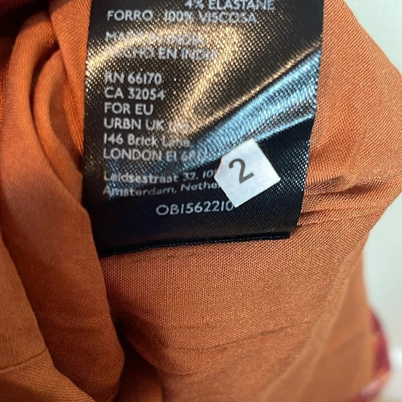 UO Vivienne Printed Long Sleeve Mini Dress size medium - Picture 7 of 9